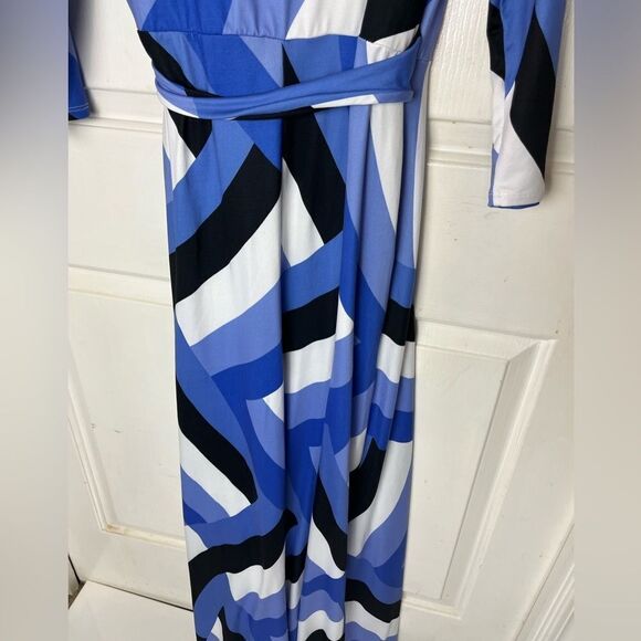 NWT Beautiful Cato Blue Black White Wrap VNeck Maxi Dress Long Sleeve Size XS - Picture 6 of 6